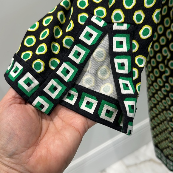 Diane von Furstenberg, silk midi dress, size 8 - Picture 3 of 6